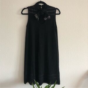 Elegant Black Sleeveless Mini Dress